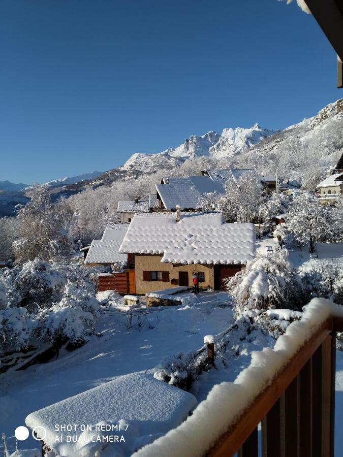 Chez Bear Bed & Breakfast Briançon Dış mekan fotoğraf