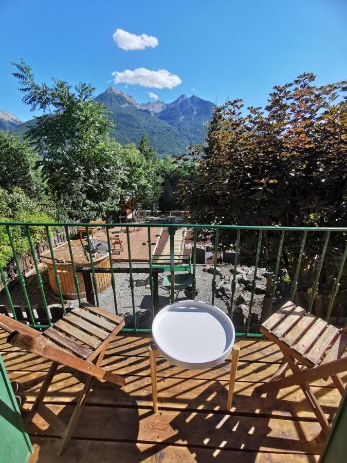 Chez Bear Bed & Breakfast Briançon Dış mekan fotoğraf