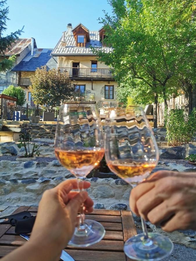 Chez Bear Bed & Breakfast Briançon Dış mekan fotoğraf